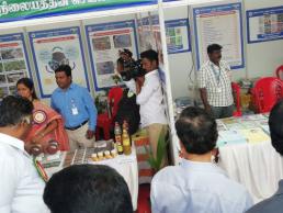 Honble CM visited the exhibition stall at AIRVILAS